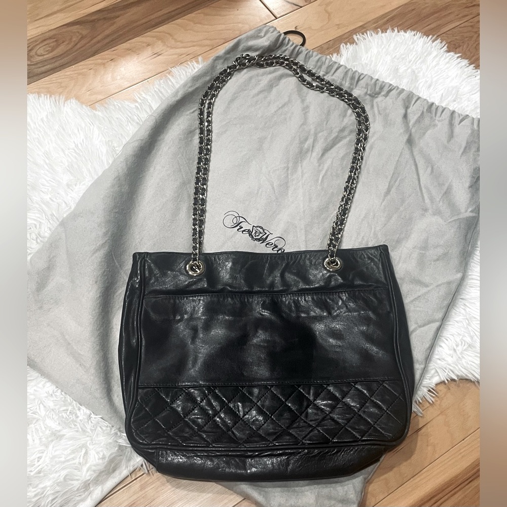 Authentic Black Leather Tre Vero Purse - image 1